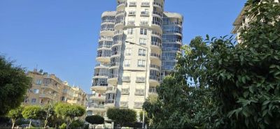 Zařízený cenově dostupný byt, pouhých 200 m od moře Alanya – Mahmutlar